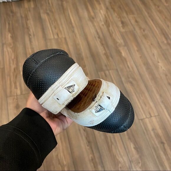 Vans perforated Leather Size 3 - Picture 9 of 11